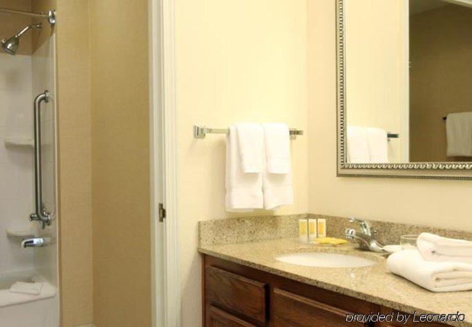 Residence Inn Sacramento Фолсом Номер фото