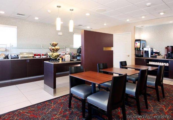 Residence Inn Sacramento Фолсом Ресторан фото