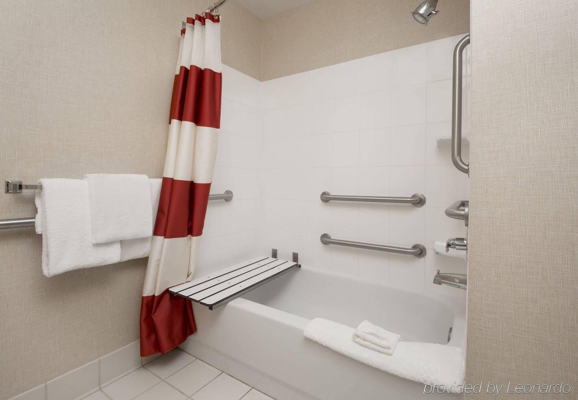 Residence Inn Sacramento Фолсом Экстерьер фото